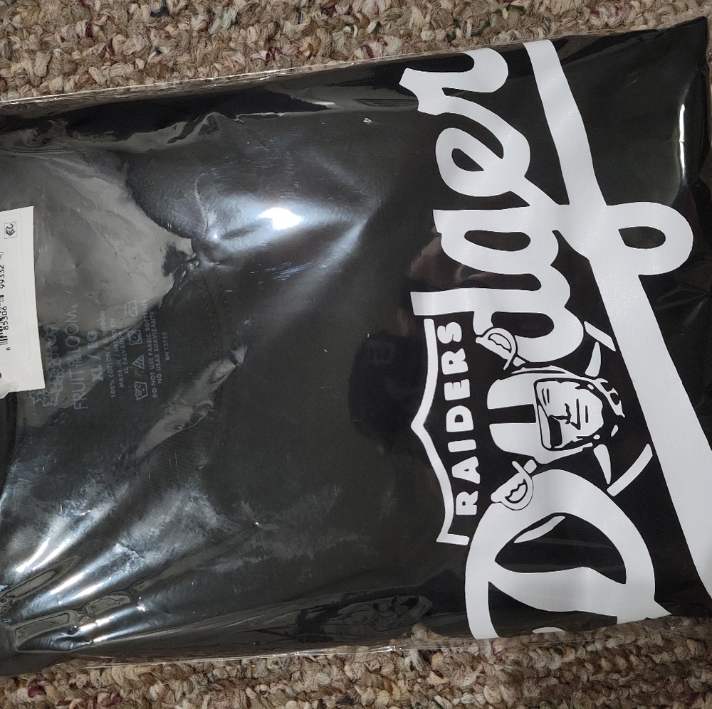 Raiders/dodgers shirt. - Picture 2 of 3